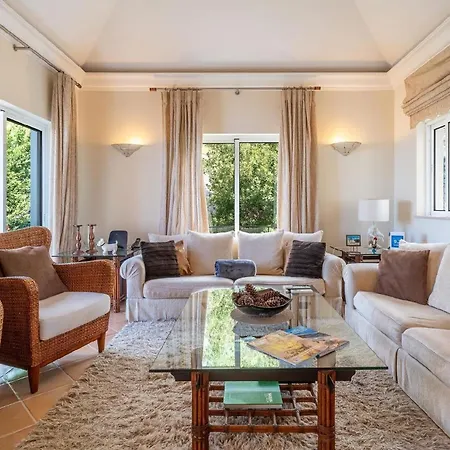 Elegante Ferienwohnung Mit Gemeinschaftspool Und Wellnessbereich Apartment