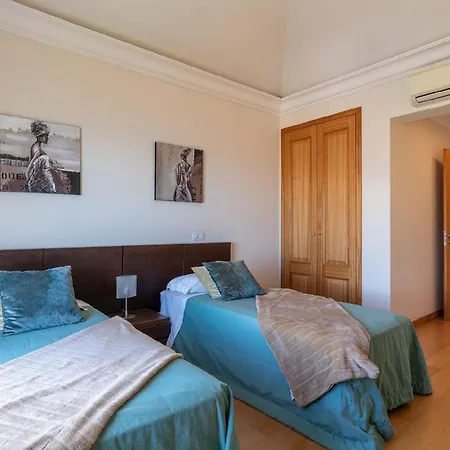 Elegante Ferienwohnung Mit Gemeinschaftspool Und Wellnessbereich Apartment Funchal (Madeira)